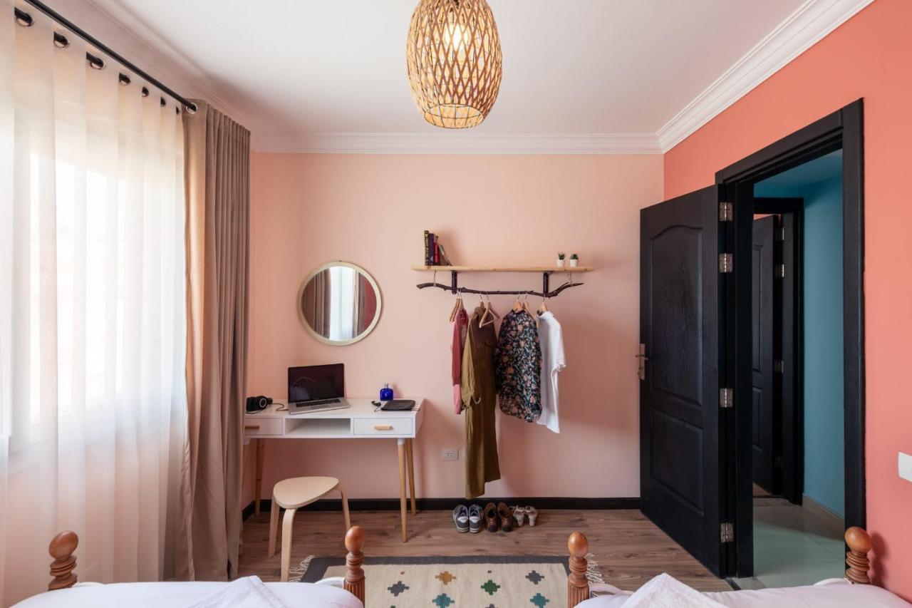 The 2Bdr Compelling Condo 5 Min To Cai Airport Cairo Exterior foto