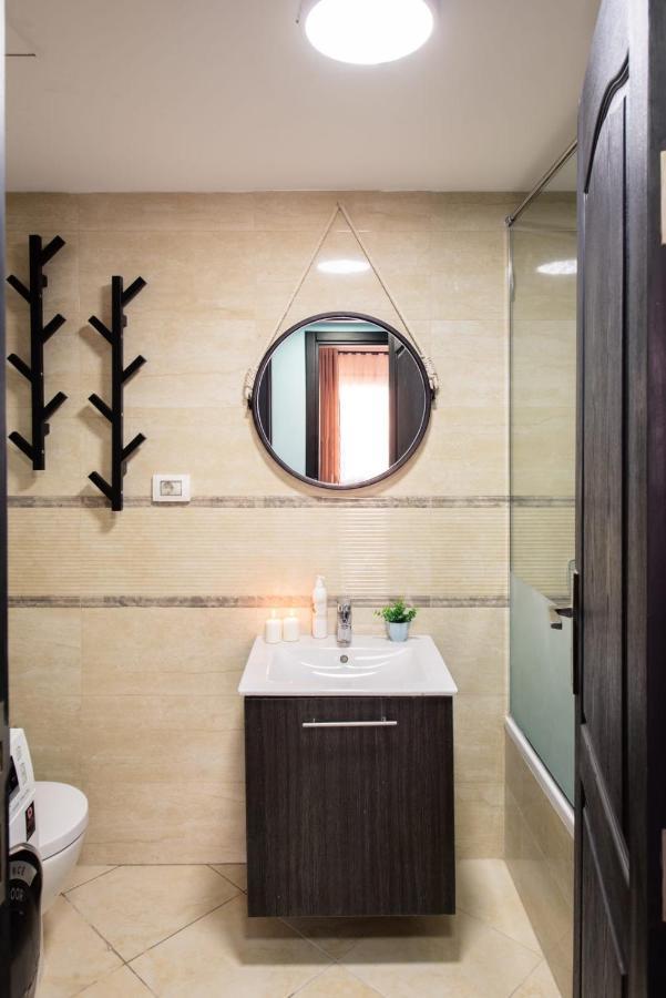 The 2Bdr Compelling Condo 5 Min To Cai Airport Cairo Exterior foto